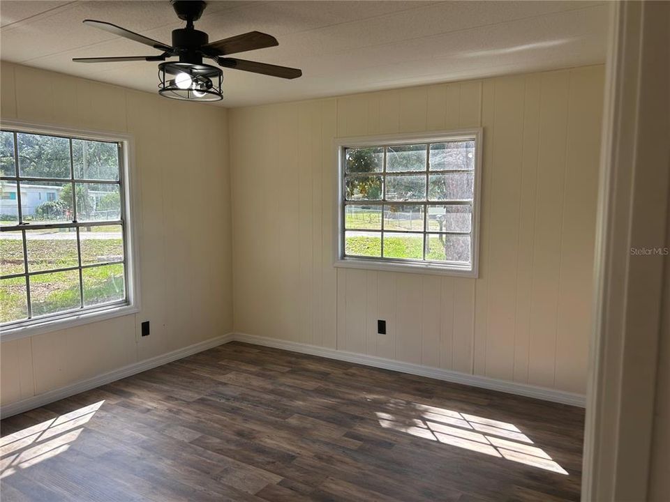 For Sale: $155,000 (3 beds, 2 baths, 1344 Square Feet)