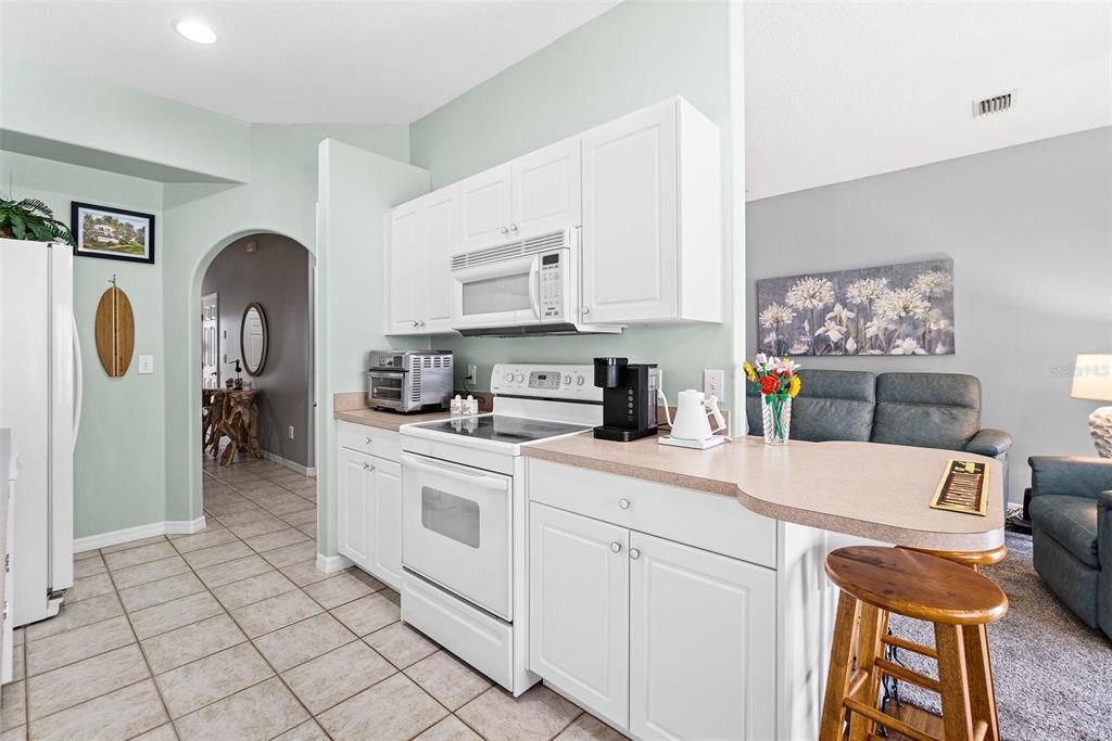 For Sale: $389,000 (3 beds, 2 baths, 1674 Square Feet)