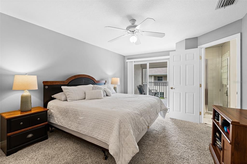 For Sale: $389,000 (3 beds, 2 baths, 1674 Square Feet)