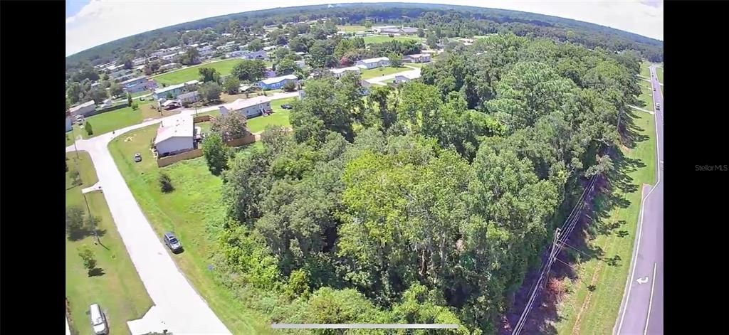 На продажу: $123,000 (1.09 acres)