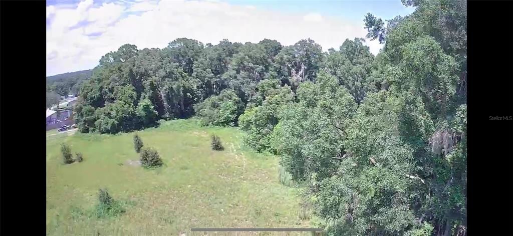 На продажу: $123,000 (1.09 acres)