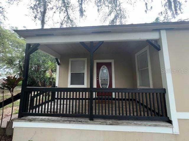 Active With Contract: $159,900 (3 beds, 1 baths, 840 Square Feet)