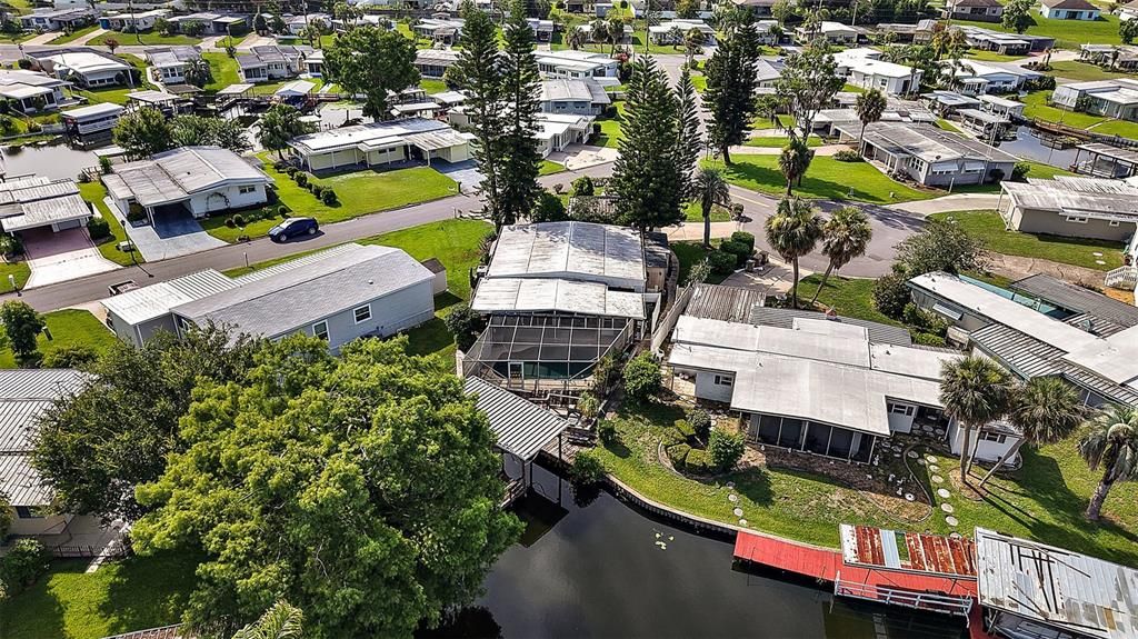 For Sale: $212,000 (2 beds, 2 baths, 1438 Square Feet)