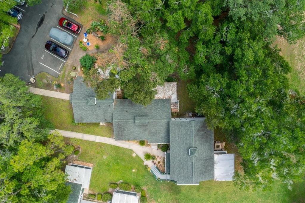 Под контрактом: $136,000 (2 спален, 2 ванн, 840 Квадратных фут)