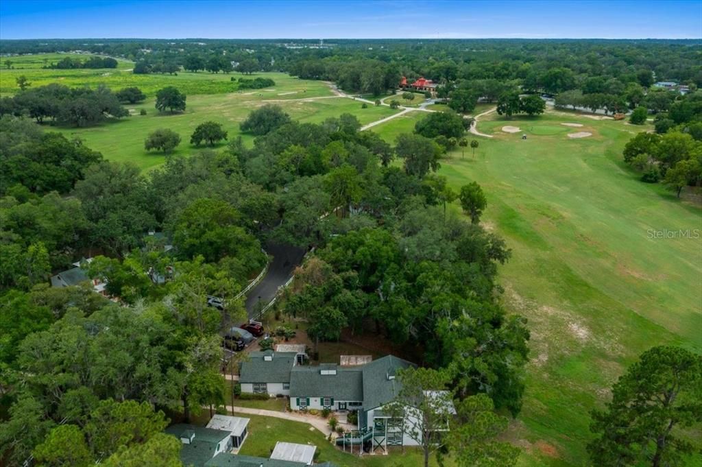 Под контрактом: $136,000 (2 спален, 2 ванн, 840 Квадратных фут)