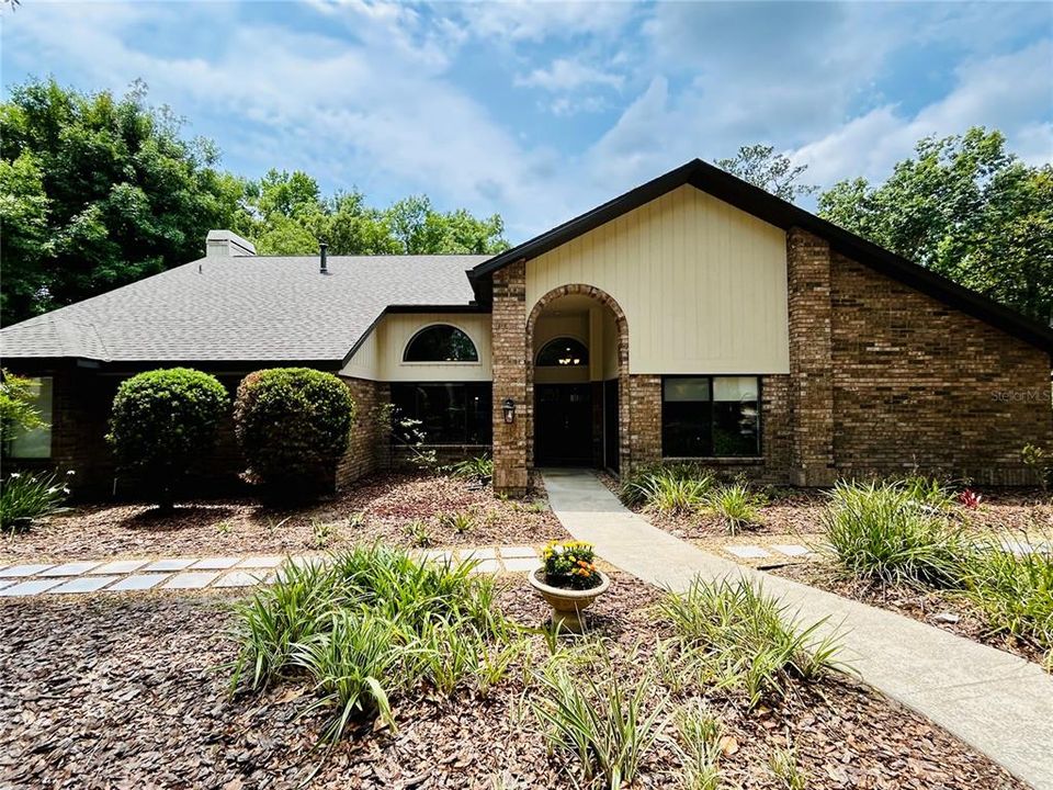 Vendido Recientemente: $685,000 (4 camas, 3 baños, 2944 Pies cuadrados)