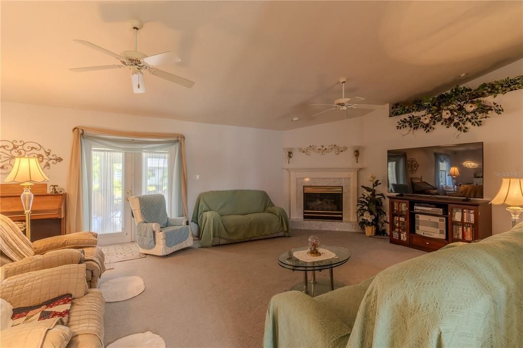 待售: $495,000 (3 贝兹, 2 浴室, 2891 平方英尺)