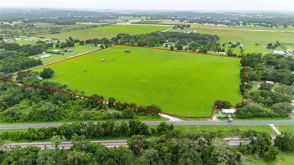 待售: $2,765,000 (38.73 acres)
