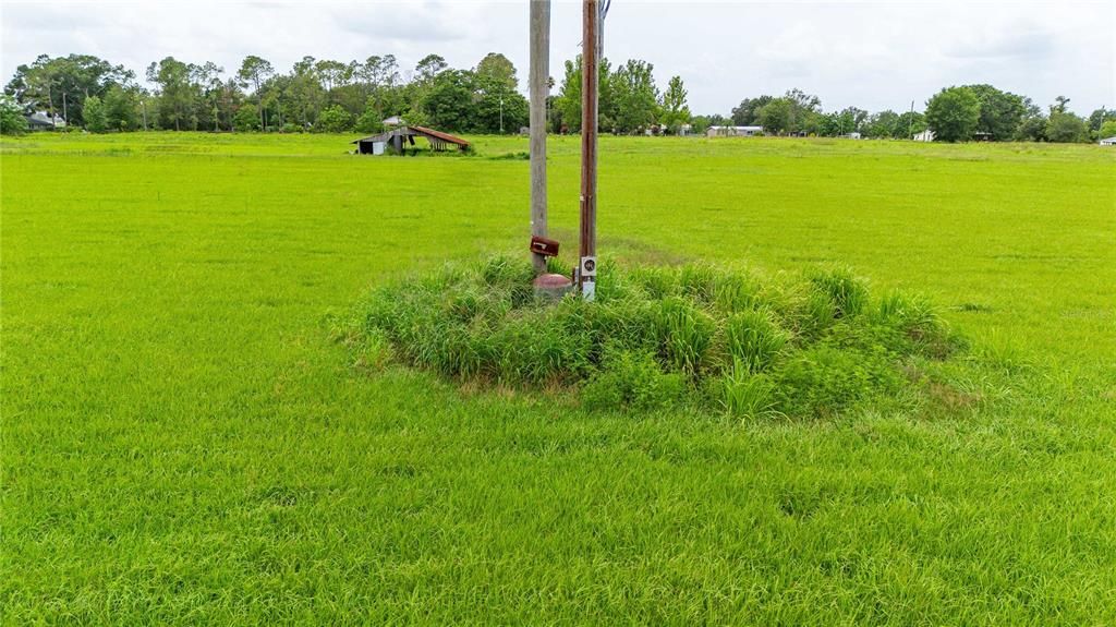 待售: $2,765,000 (38.73 acres)