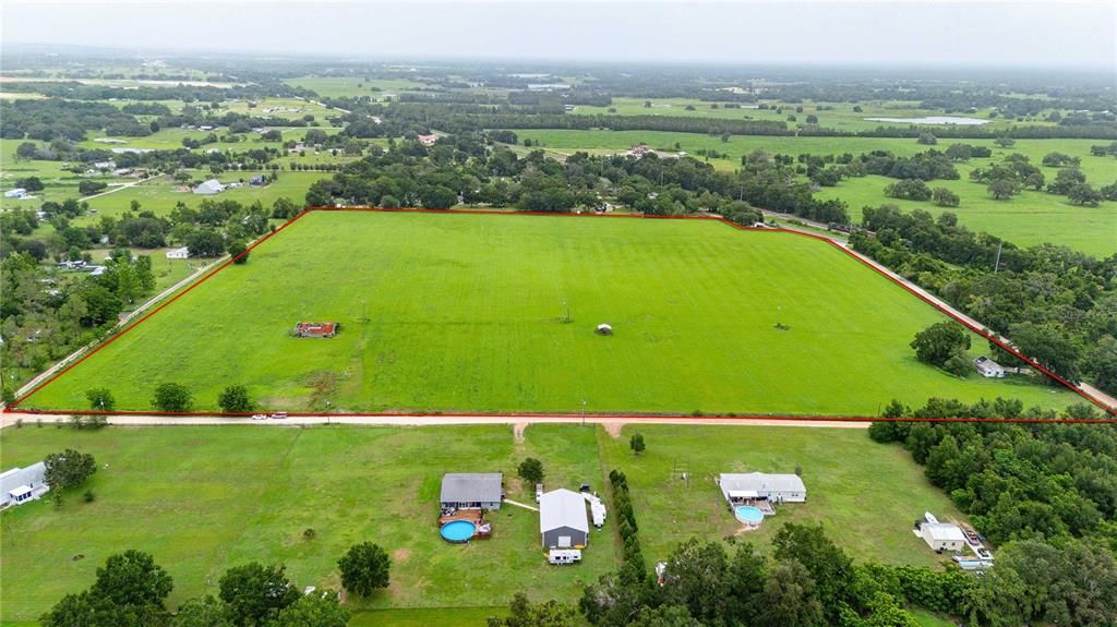 待售: $2,765,000 (38.73 acres)