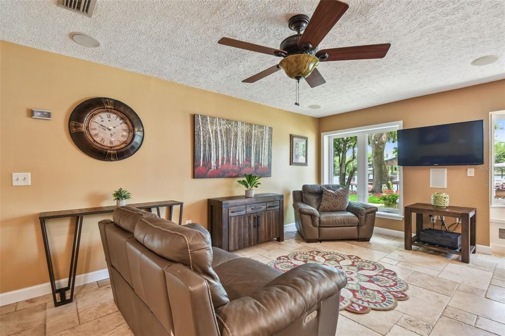 待售: $1,780,000 (4 贝兹, 3 浴室, 4074 平方英尺)