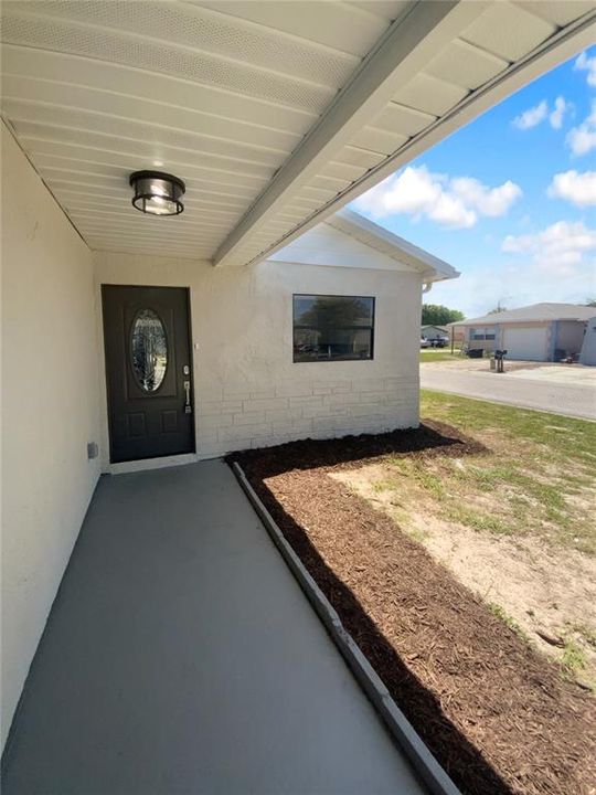 Active With Contract: $219,000 (2 beds, 2 baths, 1002 Square Feet)