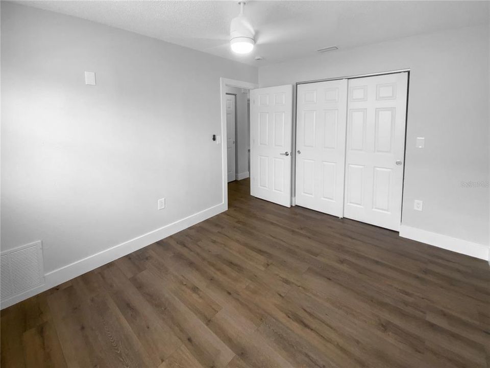 Active With Contract: $219,000 (2 beds, 2 baths, 1002 Square Feet)