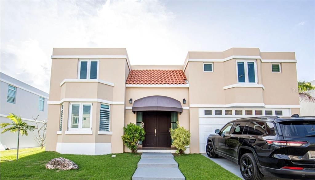 Recently Rented: $4,500 (4 beds, 2 baths, 3205 Square Feet)