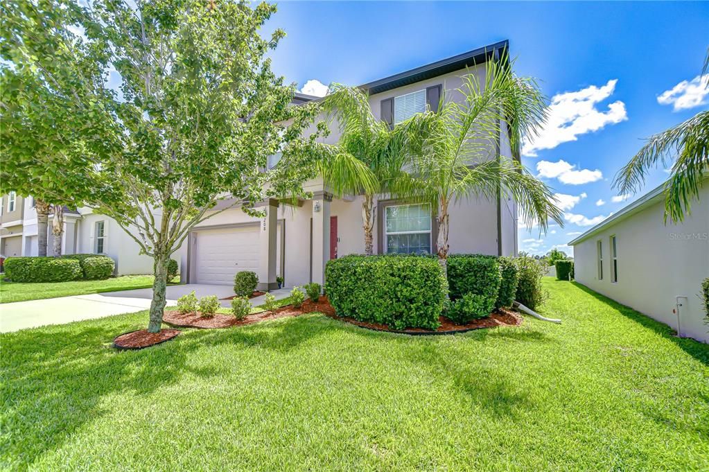 En Venta: $390,000 (4 camas, 2 baños, 2612 Pies cuadrados)