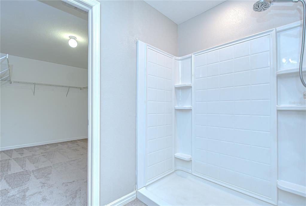 En Venta: $390,000 (4 camas, 2 baños, 2612 Pies cuadrados)