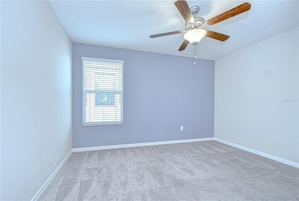 En Venta: $390,000 (4 camas, 2 baños, 2612 Pies cuadrados)