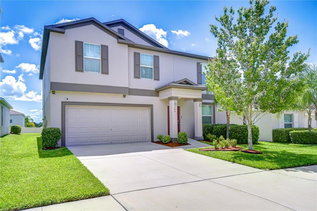 En Venta: $390,000 (4 camas, 2 baños, 2612 Pies cuadrados)