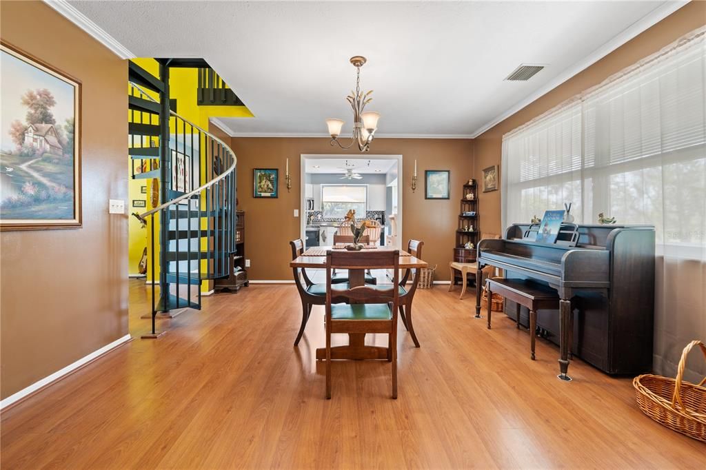 Active With Contract: $820,000 (4 beds, 3 baths, 2028 Square Feet)