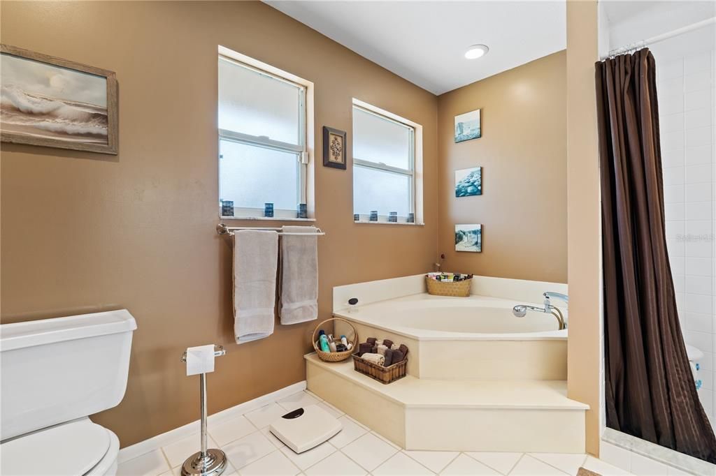 Active With Contract: $820,000 (4 beds, 3 baths, 2028 Square Feet)