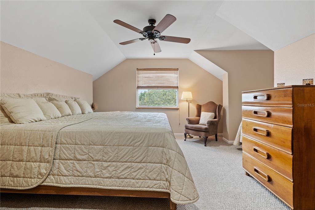 Active With Contract: $820,000 (4 beds, 3 baths, 2028 Square Feet)