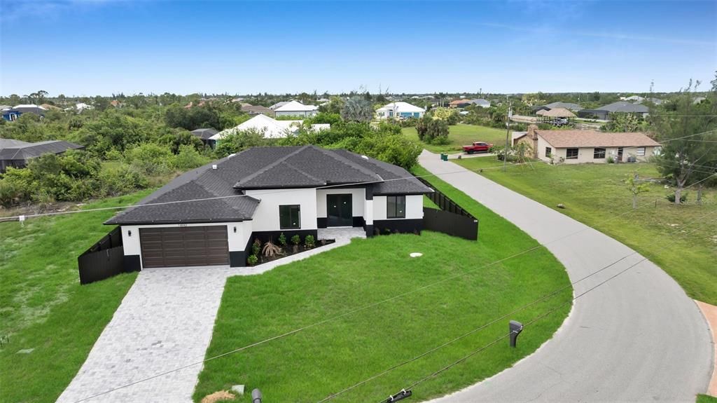 最近租的: $2,350 (3 贝兹, 2 浴室, 1839 平方英尺)