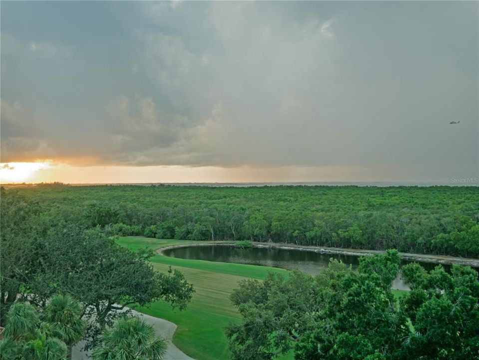 Active With Contract: $149,700 (1 beds, 1 baths, 750 Square Feet)