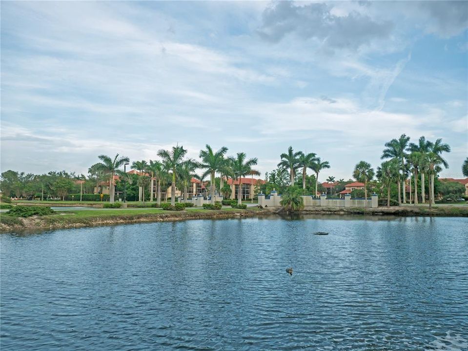 Active With Contract: $149,700 (1 beds, 1 baths, 750 Square Feet)