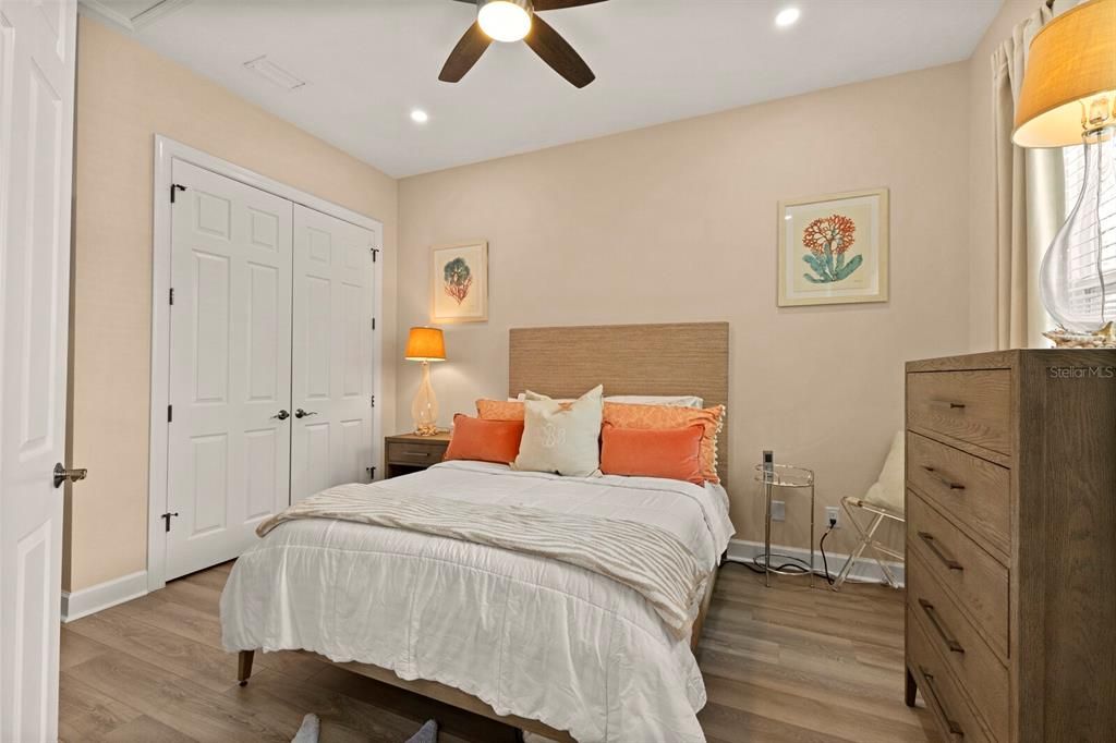 待售: $879,000 (3 贝兹, 3 浴室, 1592 平方英尺)