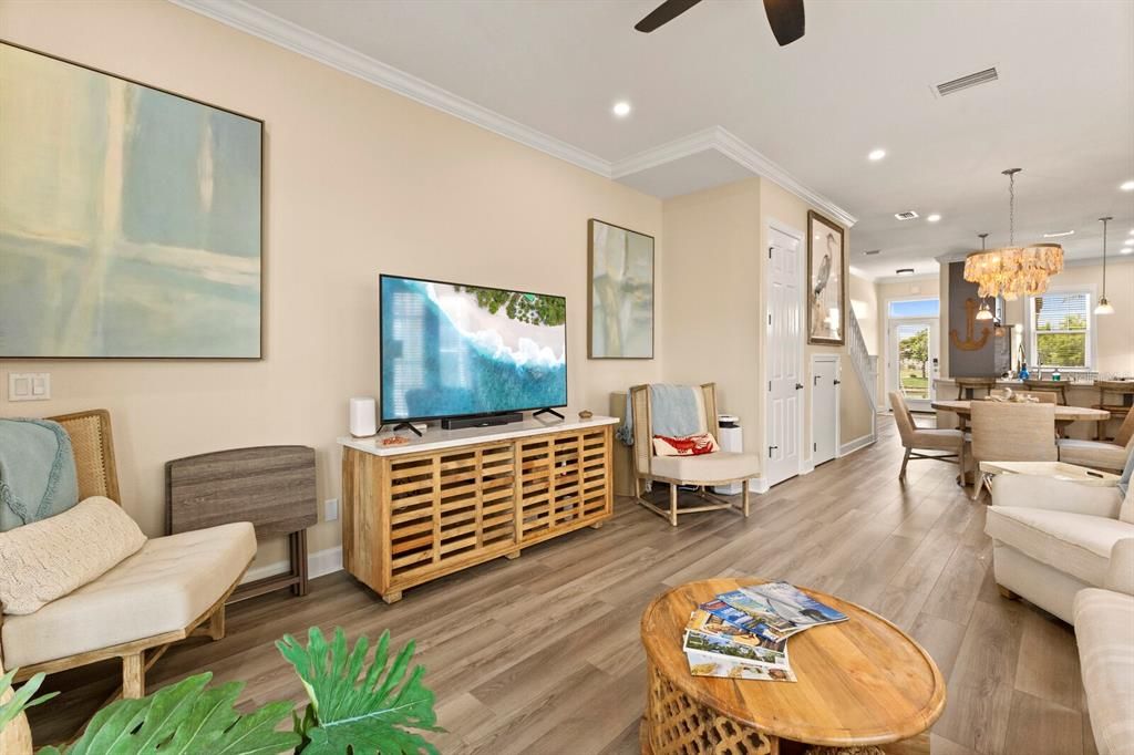 待售: $879,000 (3 贝兹, 3 浴室, 1592 平方英尺)