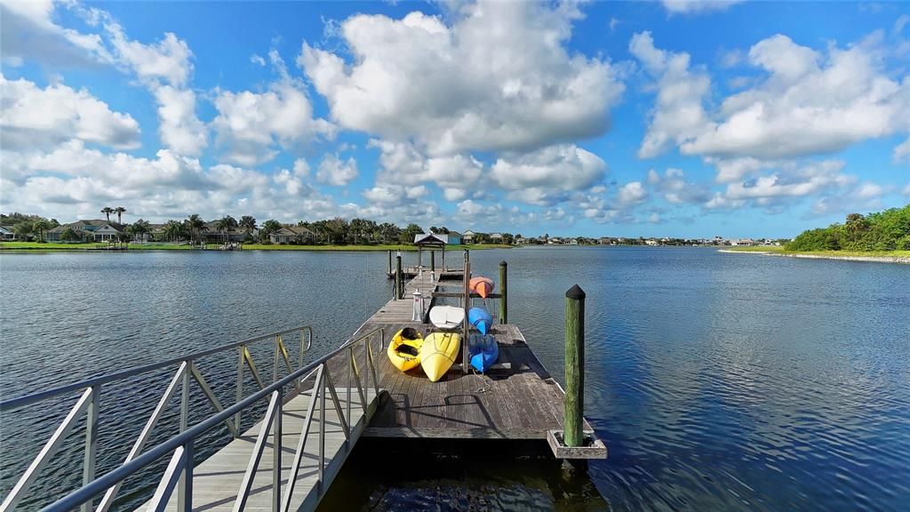 Active With Contract: $581,490 (4 beds, 3 baths, 2384 Square Feet)