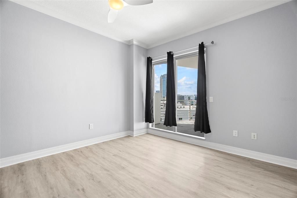 For Sale: $699,000 (2 beds, 2 baths, 1363 Square Feet)