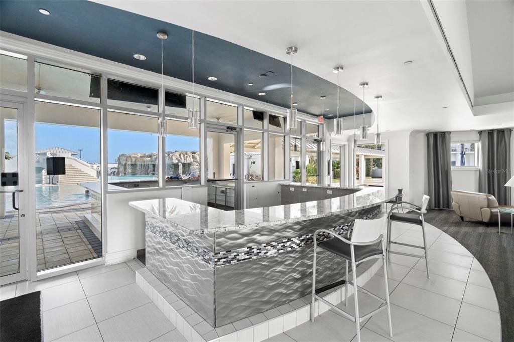 For Sale: $699,000 (2 beds, 2 baths, 1363 Square Feet)