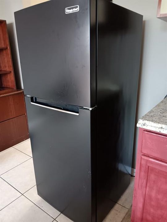 待售: $68,900 (1 贝兹, 1 浴室, 276 平方英尺)