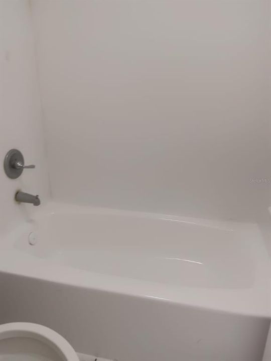 待售: $68,900 (1 贝兹, 1 浴室, 276 平方英尺)