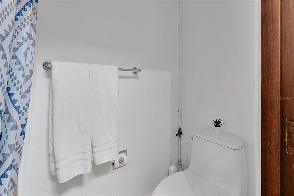 En Venta: $475,000 (1 camas, 1 baños, 877 Pies cuadrados)