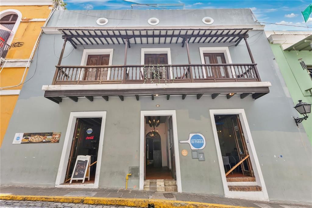 En Venta: $475,000 (1 camas, 1 baños, 877 Pies cuadrados)