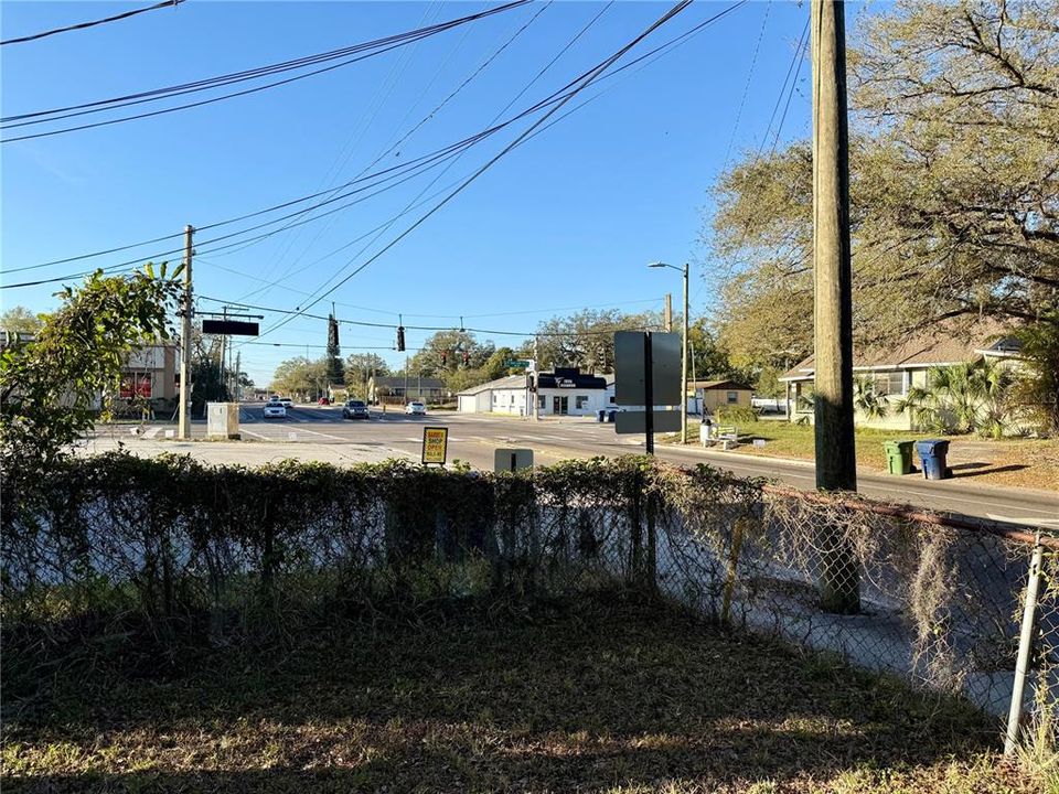 En Venta: $375,000 (3 camas, 1 baños, 1215 Pies cuadrados)