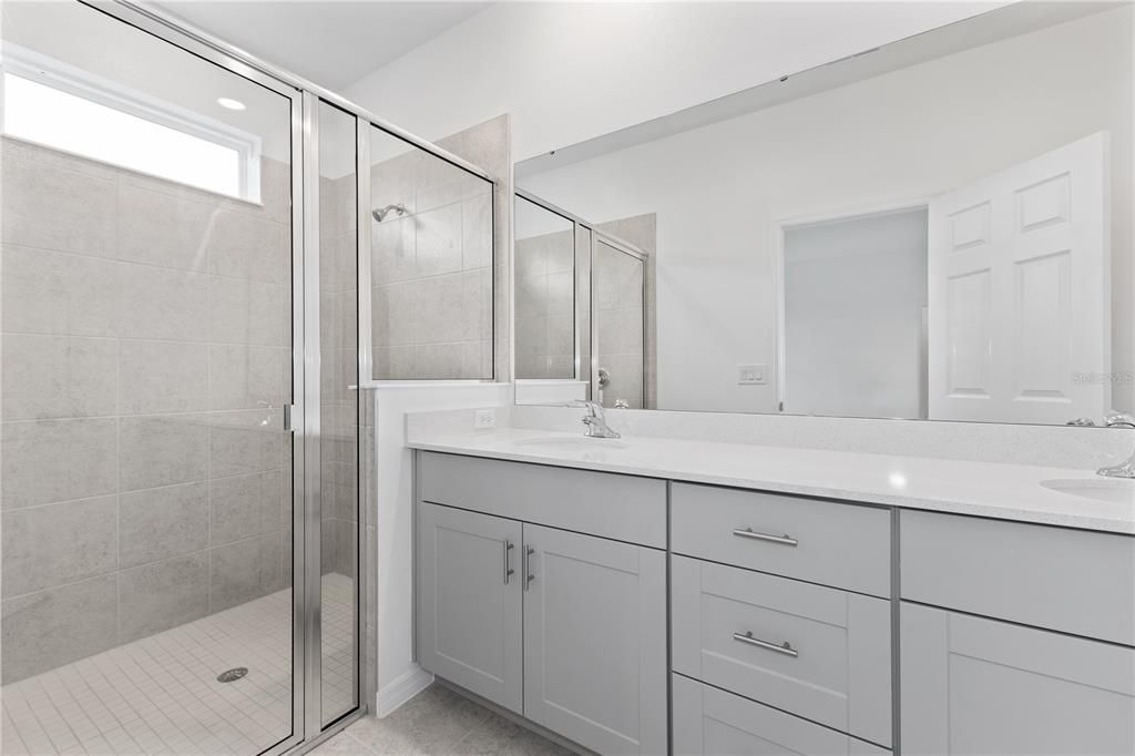 Active With Contract: $295,990 (4 beds, 2 baths, 1647 Square Feet)