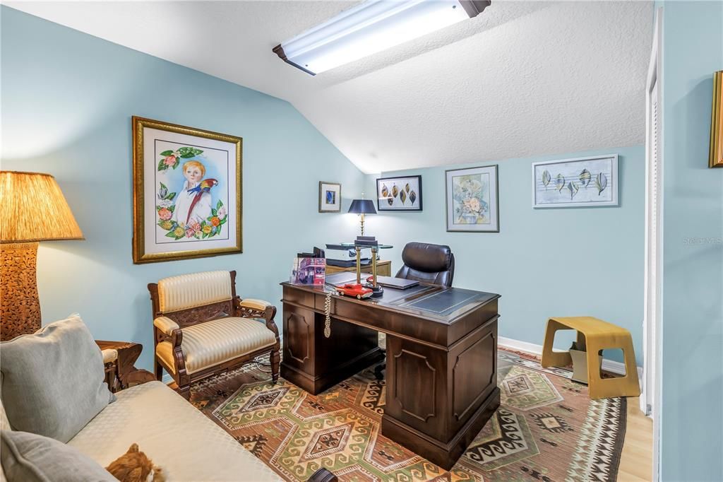 For Sale: $689,000 (3 beds, 2 baths, 1940 Square Feet)