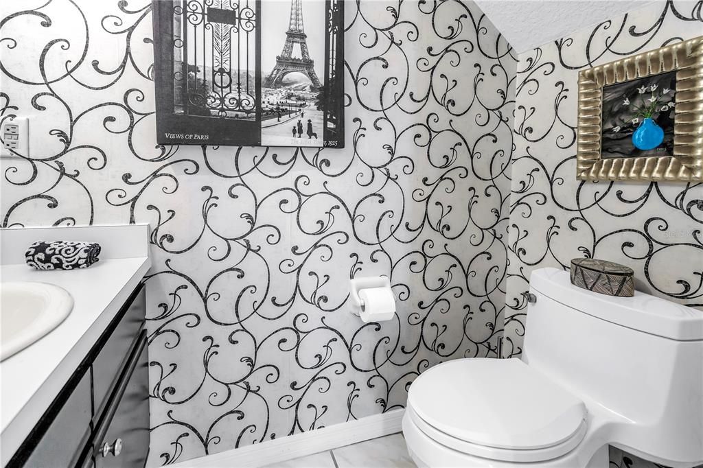 For Sale: $689,000 (3 beds, 2 baths, 1940 Square Feet)