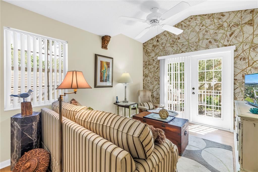 For Sale: $689,000 (3 beds, 2 baths, 1940 Square Feet)