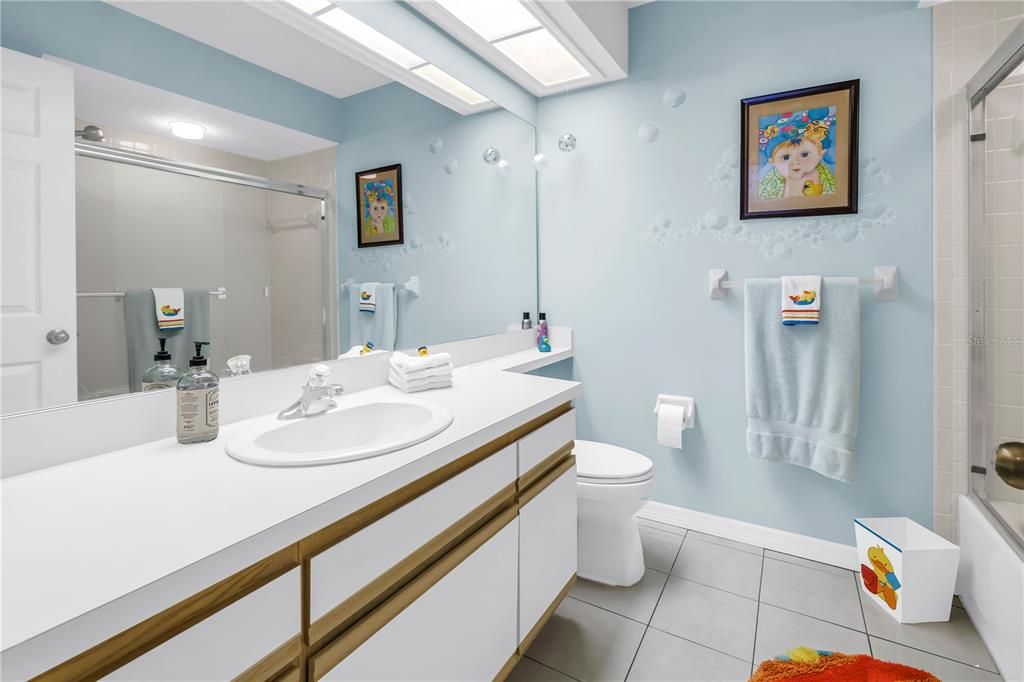 For Sale: $689,000 (3 beds, 2 baths, 1940 Square Feet)