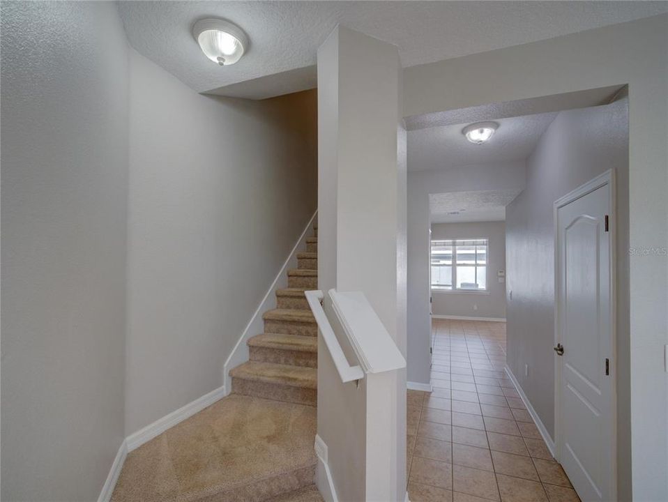 Active With Contract: $359,000 (3 beds, 2 baths, 1480 Square Feet)