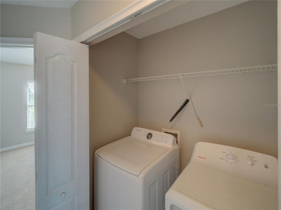 Active With Contract: $359,000 (3 beds, 2 baths, 1480 Square Feet)