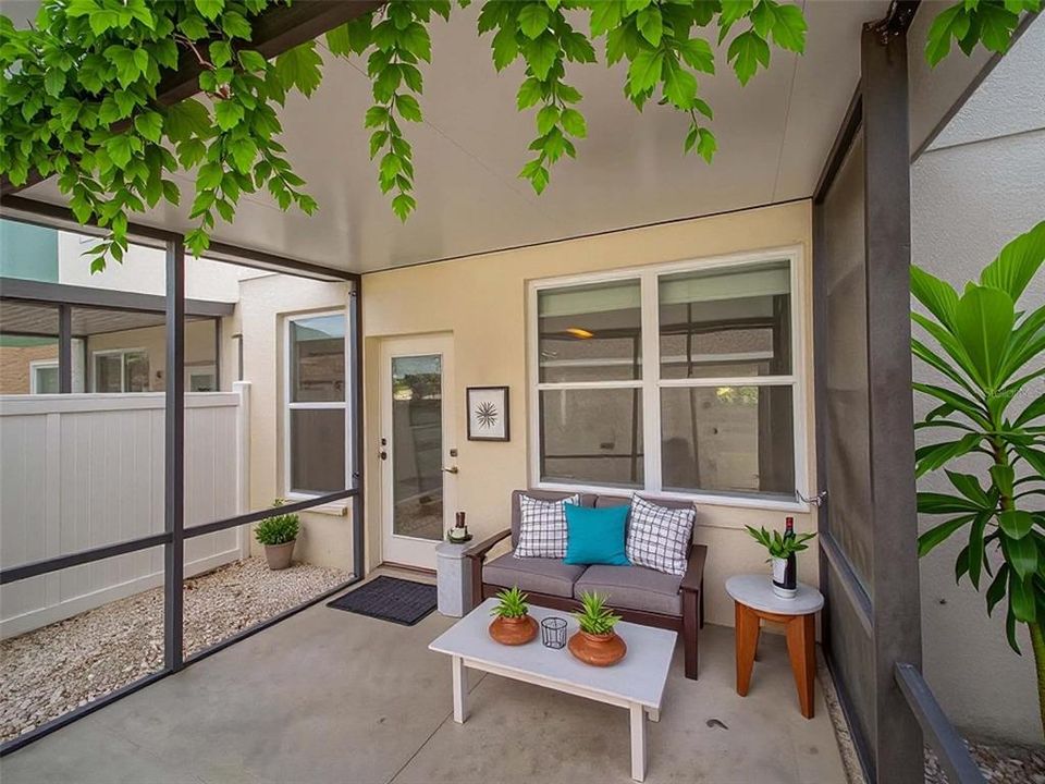 Active With Contract: $359,000 (3 beds, 2 baths, 1480 Square Feet)