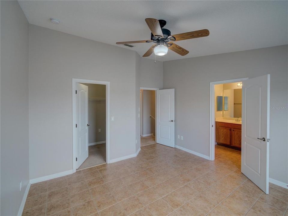 Active With Contract: $359,000 (3 beds, 2 baths, 1480 Square Feet)