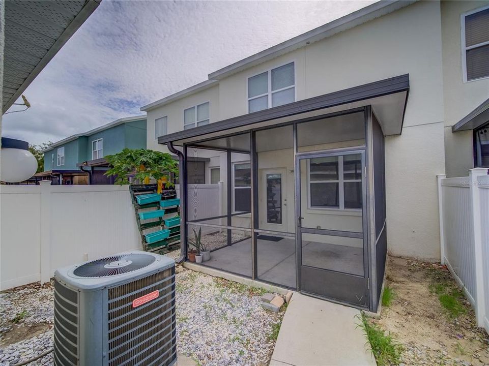 Active With Contract: $359,000 (3 beds, 2 baths, 1480 Square Feet)