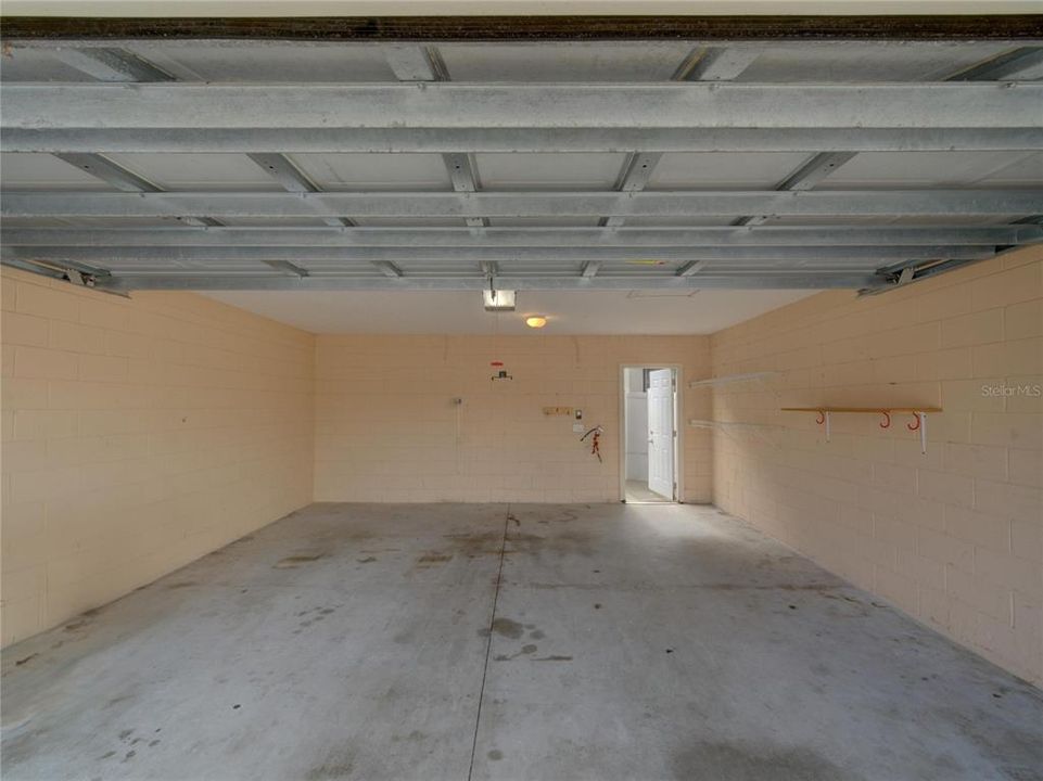 Active With Contract: $359,000 (3 beds, 2 baths, 1480 Square Feet)