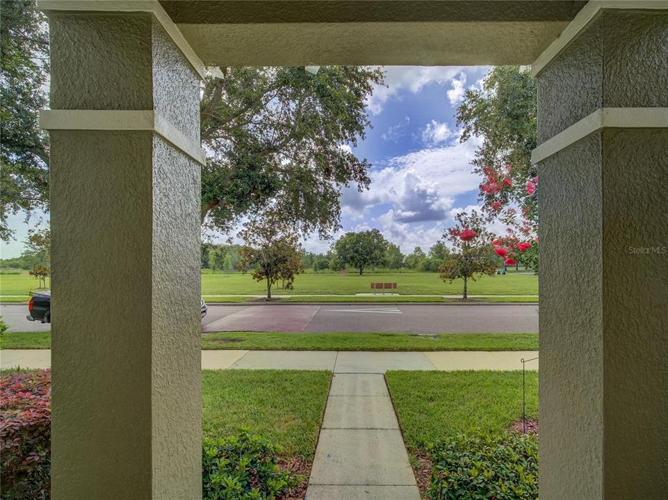 Active With Contract: $359,000 (3 beds, 2 baths, 1480 Square Feet)